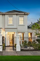 https://images.listonce.com.au/custom/160x/listings/13b-lambeth-avenue-armadale-vic-3143/097/00134097_img_01.jpg?KDq5TK454Mw