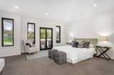 https://images.listonce.com.au/custom/160x/listings/13b-miller-crescent-mount-waverley-vic-3149/094/00310094_img_07.jpg?Uq06DYJdUIA