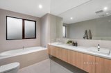 https://images.listonce.com.au/custom/160x/listings/13b-neville-street-bentleigh-east-vic-3165/841/01442841_img_11.jpg?RUmvbrE6vtQ