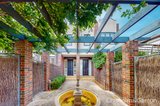https://images.listonce.com.au/custom/160x/listings/13c-broadway-elwood-vic-3184/285/01909285_img_02.jpg?FY9OLzF9_u8