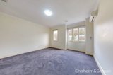 https://images.listonce.com.au/custom/160x/listings/13c-broadway-elwood-vic-3184/285/01909285_img_13.jpg?ROxsoDADiPw