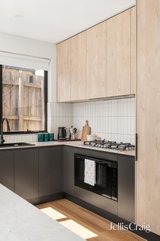https://images.listonce.com.au/custom/160x/listings/14-albert-street-niddrie-vic-3042/060/01808060_img_05.jpg?e9ORSJEaIhQ