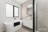 https://images.listonce.com.au/custom/160x/listings/14-albert-street-niddrie-vic-3042/060/01808060_img_07.jpg?lV-YV9qm31o