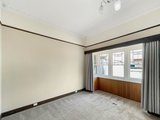 https://images.listonce.com.au/custom/160x/listings/14-alexandra-ave-avenue-geelong-vic-3220/976/01585976_img_27.jpg?DesgIuYih1g