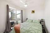 https://images.listonce.com.au/custom/160x/listings/14-alford-avenue-mooroolbark-vic-3138/327/01692327_img_09.jpg?TEjlcvQfW60