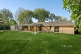 https://images.listonce.com.au/custom/160x/listings/14-alford-avenue-mooroolbark-vic-3138/327/01692327_img_13.jpg?D8VcIkeitSg