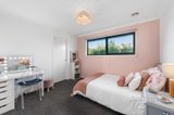 https://images.listonce.com.au/custom/160x/listings/14-alfreda-avenue-bulleen-vic-3105/015/01640015_img_10.jpg?88UR2uFE-14