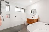 https://images.listonce.com.au/custom/160x/listings/14-aminga-court-croydon-vic-3136/310/01828310_img_06.jpg?5aE7yInjw4Y