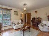 https://images.listonce.com.au/custom/160x/listings/14-anita-street-kilsyth-vic-3137/242/01524242_img_05.jpg?sOP86Ct03rg