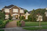 https://images.listonce.com.au/custom/160x/listings/14-annesley-court-mount-waverley-vic-3149/510/01585510_img_01.jpg?xllyTv_UB-g