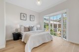 https://images.listonce.com.au/custom/160x/listings/14-annesley-court-mount-waverley-vic-3149/510/01585510_img_11.jpg?OacT6FemBd4