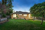 https://images.listonce.com.au/custom/160x/listings/14-ashwood-drive-ashwood-vic-3147/842/00471842_img_09.jpg?t1I6R11WxJs