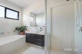 https://images.listonce.com.au/custom/160x/listings/14-avon-street-moorabbin-vic-3189/852/01907852_img_14.jpg?RearKX9XB8M