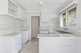 https://images.listonce.com.au/custom/160x/listings/14-ballantyne-crescent-kilsyth-vic-3137/735/01601735_img_06.jpg?X0W3AGD8JU0