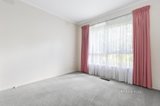 https://images.listonce.com.au/custom/160x/listings/14-ballantyne-crescent-kilsyth-vic-3137/735/01601735_img_08.jpg?AO9WrjgWxu8