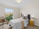 https://images.listonce.com.au/custom/160x/listings/14-bayview-court-highton-vic-3216/372/01552372_img_08.jpg?pbpANAmfOBc