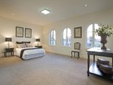 https://images.listonce.com.au/custom/160x/listings/14-belgrove-avenue-balwyn-vic-3103/804/01684804_img_07.jpg?kokK31uQuMQ