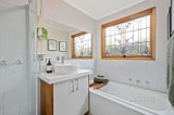 https://images.listonce.com.au/custom/160x/listings/14-bella-vista-way-lilydale-vic-3140/172/01683172_img_15.jpg?IfcSiqiBssU