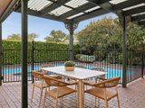 https://images.listonce.com.au/custom/160x/listings/14-blossom-court-doncaster-vic-3108/348/01646348_img_14.jpg?sXRjaGFHRJU