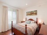 https://images.listonce.com.au/custom/160x/listings/14-blueberry-road-mooroolbark-vic-3138/029/01524029_img_09.jpg?hd_G8wiSPxo