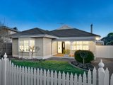 https://images.listonce.com.au/custom/160x/listings/14-brian-street-bentleigh-east-vic-3165/265/00704265_img_01.jpg?7hTmFLSvi0Y