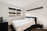 https://images.listonce.com.au/custom/160x/listings/14-broughton-avenue-croydon-vic-3136/844/01971844_img_10.jpg?13uegCA4ylU