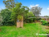 https://images.listonce.com.au/custom/160x/listings/14-bulga-street-mooroolbark-vic-3138/981/01524981_img_14.jpg?Z5JfthuKLzw