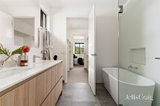 https://images.listonce.com.au/custom/160x/listings/14-cameron-road-essendon-vic-3040/962/01822962_img_13.jpg?jDAdXm-yzTg