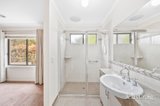 https://images.listonce.com.au/custom/160x/listings/14-carmichael-court-sebastopol-vic-3356/183/01884183_img_04.jpg?ClWQowbgN48