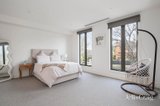 https://images.listonce.com.au/custom/160x/listings/14-carson-street-kew-vic-3101/327/01811327_img_14.jpg?CuTiaeEBuUY