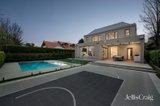 https://images.listonce.com.au/custom/160x/listings/14-carson-street-kew-vic-3101/327/01811327_img_21.jpg?i5ynGgMTJ8s