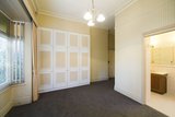 https://images.listonce.com.au/custom/160x/listings/14-chaucer-crescent-canterbury-vic-3126/065/01774065_img_06.jpg?qxi8buVqrxI