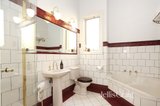 https://images.listonce.com.au/custom/160x/listings/14-claude-street-northcote-vic-3070/195/01742195_img_03.jpg?mTjudSAn7NY