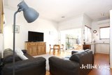 https://images.listonce.com.au/custom/160x/listings/14-claude-street-northcote-vic-3070/911/01589911_img_05.jpg?UTOJH80_la0