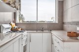 https://images.listonce.com.au/custom/160x/listings/14-cleve-road-pascoe-vale-south-vic-3044/957/01718957_img_06.jpg?-F_TUmL-rxc