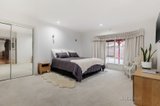 https://images.listonce.com.au/custom/160x/listings/14-cliveden-court-templestowe-vic-3106/890/00680890_img_07.jpg?FIW9FhrgZEE