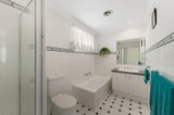 https://images.listonce.com.au/custom/160x/listings/14-cochrane-court-essendon-vic-3040/635/00759635_img_06.jpg?IXzBBhZHgkA