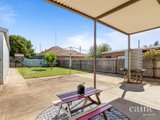 https://images.listonce.com.au/custom/160x/listings/14-college-street-wendouree-vic-3355/572/01576572_img_12.jpg?RVmwIAUkaOk