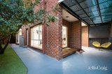 https://images.listonce.com.au/custom/160x/listings/14-cooley-avenue-macleod-vic-3085/136/01815136_img_08.jpg?eu9M3lxNhWo