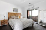 https://images.listonce.com.au/custom/160x/listings/14-davis-street-preston-vic-3072/917/01364917_img_08.jpg?BeohgOQZqtI