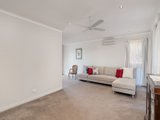 https://images.listonce.com.au/custom/160x/listings/14-daymar-drive-mooroolbark-vic-3138/279/01524279_img_05.jpg?Ci2QO5XGliA