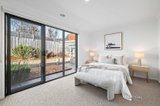 https://images.listonce.com.au/custom/160x/listings/14-dorothy-crescent-mornington-vic-3931/433/01557433_img_08.jpg?yYVzCOE0d00