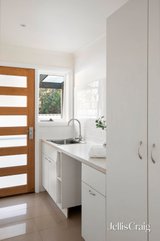 https://images.listonce.com.au/custom/160x/listings/14-doubell-court-mill-park-vic-3082/454/01911454_img_17.jpg?r4RvGn1jMvA