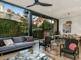 https://images.listonce.com.au/custom/160x/listings/14-dundas-place-albert-park-vic-3206/121/01088121_img_02.jpg?2bVaydWViJQ