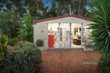 https://images.listonce.com.au/custom/160x/listings/14-eastgate-drive-greensborough-vic-3088/363/01025363_img_15.jpg?-NlTIY9zUU8