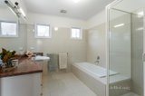 https://images.listonce.com.au/custom/160x/listings/14-edward-street-kew-vic-3101/156/01031156_img_07.jpg?bttHofdKqnQ