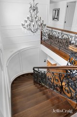 https://images.listonce.com.au/custom/160x/listings/14-elliott-avenue-balwyn-vic-3103/841/01748841_img_24.jpg?oR7LQ_ba7oQ