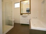 https://images.listonce.com.au/custom/160x/listings/14-elmhurst-road-blackburn-vic-3130/993/01743993_img_07.jpg?eK1n0BZsTRs