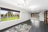 https://images.listonce.com.au/custom/160x/listings/14-evergreen-drive-alfredton-vic-3350/440/01701440_img_08.jpg?R2Y2ZHrMQxI