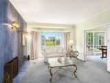 https://images.listonce.com.au/custom/160x/listings/14-farquharson-street-mount-waverley-vic-3149/071/01934071_img_03.jpg?1I-UG0QaFrU